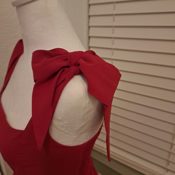 NWT Chic Red Bow-Tie Midi Dress - Picture 6 of 8